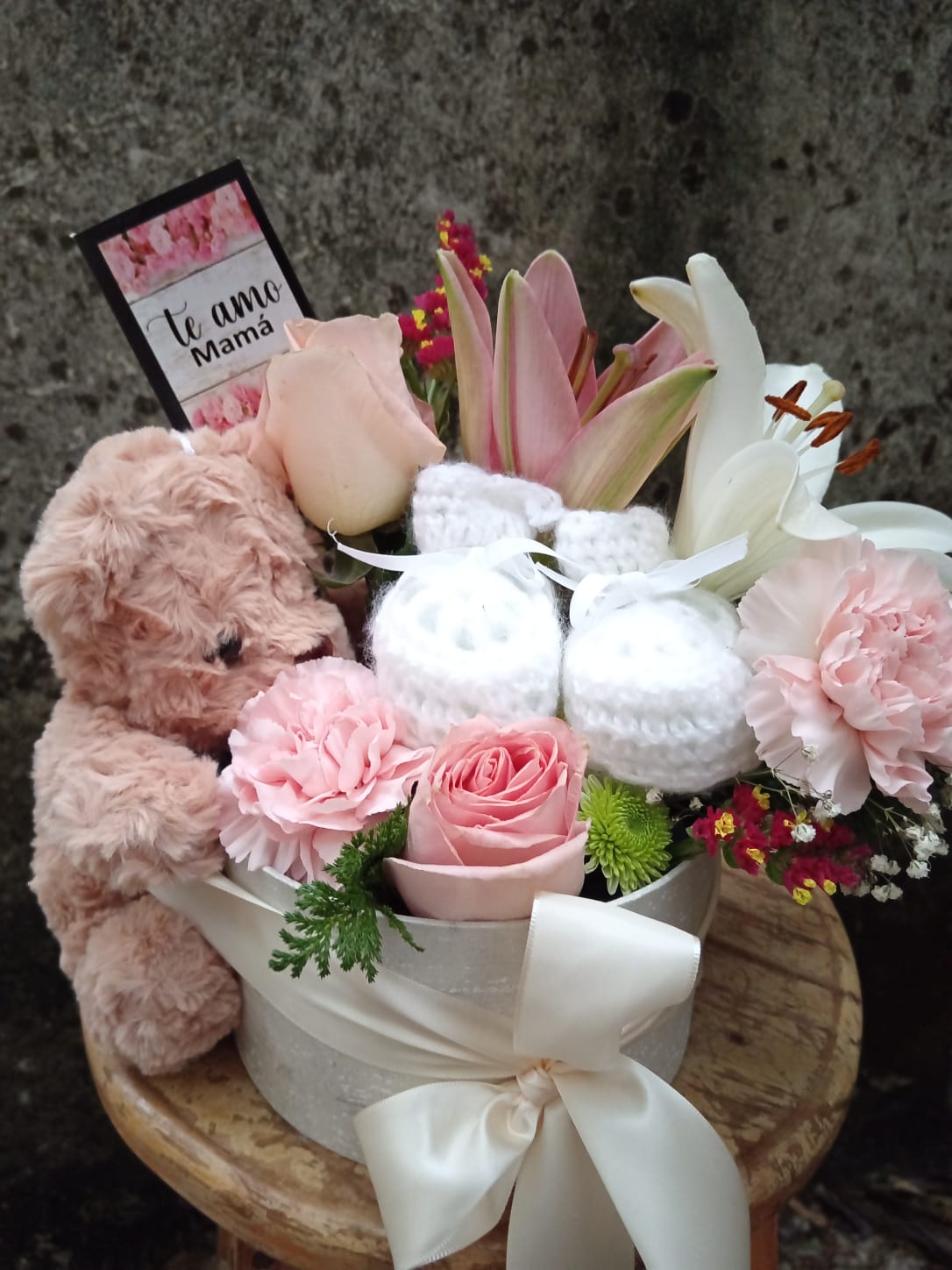 Caja floral para nueva mamá